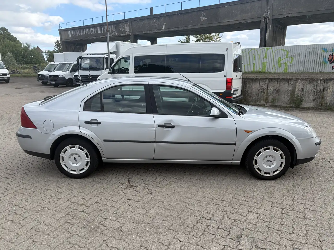 Ford Mondeo 1.8 Trend, foto 6
