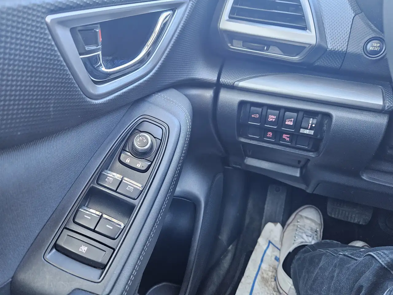Subaru Forester снимка Subaru Forester