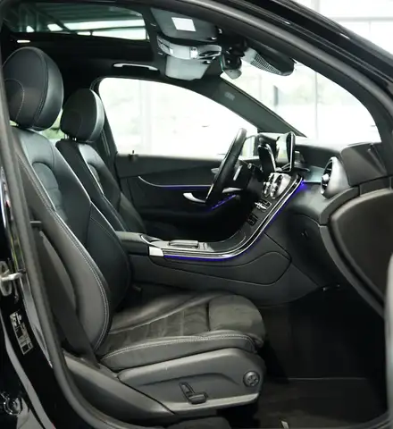 Mercedes-Benz GLC view 14