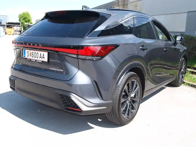 Lexus RX 450h Lexus RX 450h+ E-four F-Sport Design 18,1kWh Aut. Ansicht 5