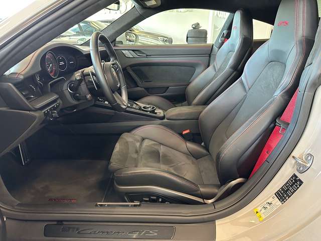 Porsche 992 Carrera GTS Pano Bose 360° Keyless Carbon