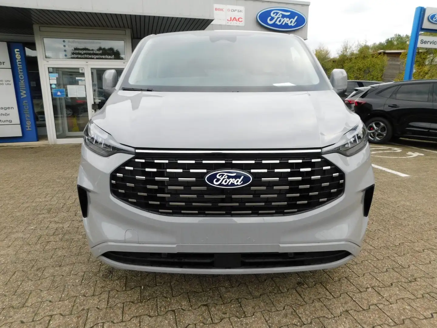 Ford Tourneo Custom 2.0 L2 Autom Titanium X Navi/360° Gris - 2