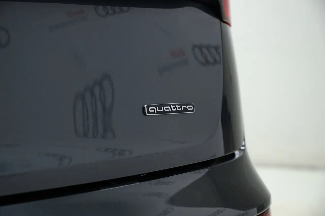 Audi Q5 снимка Audi Q5