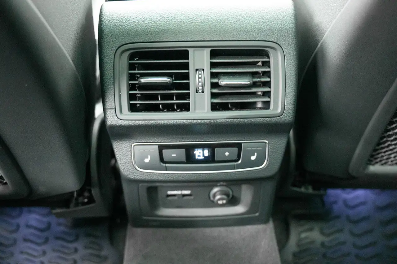Audi Q5 снимка Audi Q5