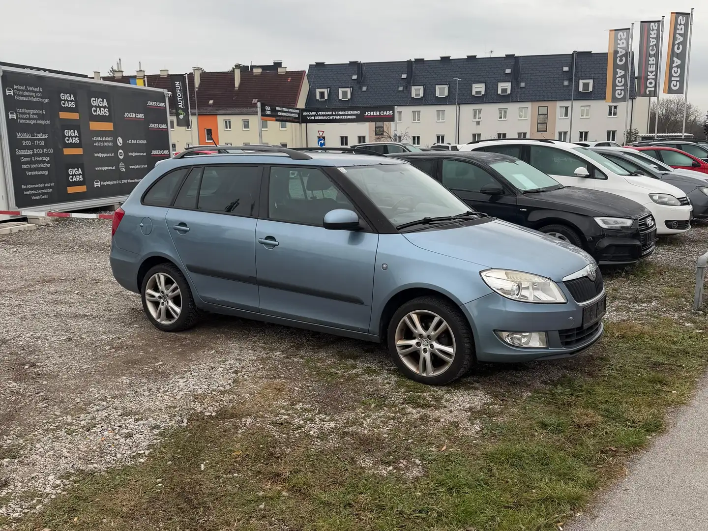Skoda Fabia Elegance Gris - 2