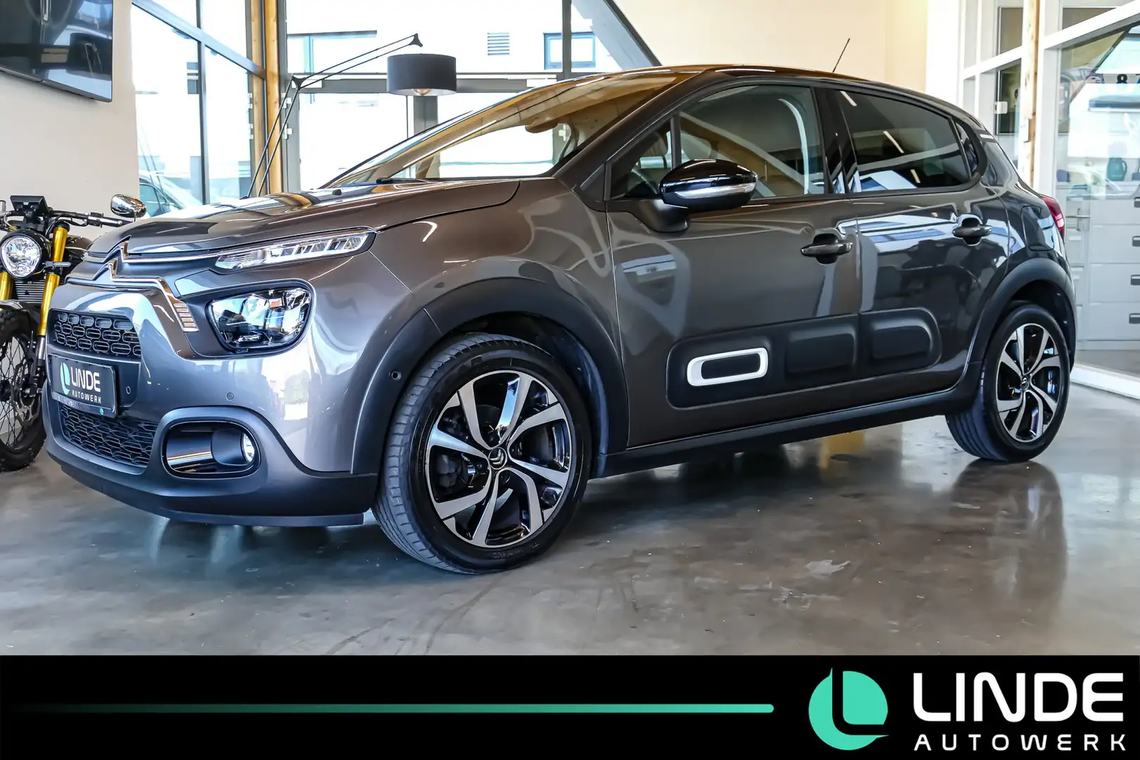 Citroen C3 Shine Pack |NAVI|CARPLAY|R.KAMERA|TEMPO.|SHZ Grau - 1