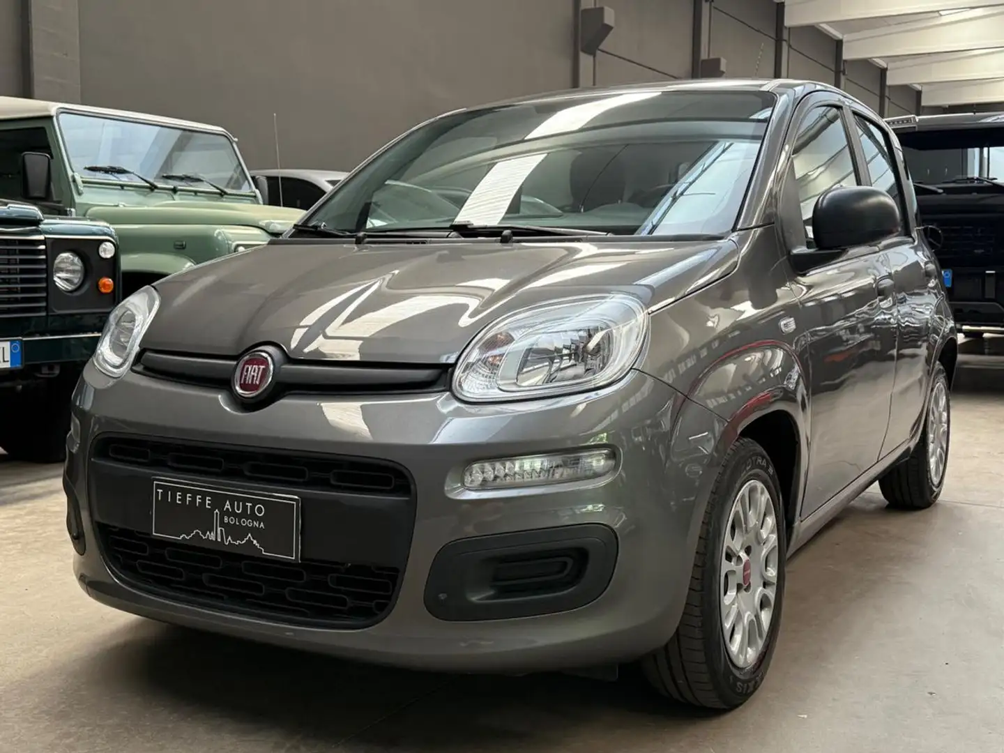 Fiat Panda 1.0 FireFly S&S Hybrid *NO OBBLIGO FINANZIAMENTO* Gris - 1