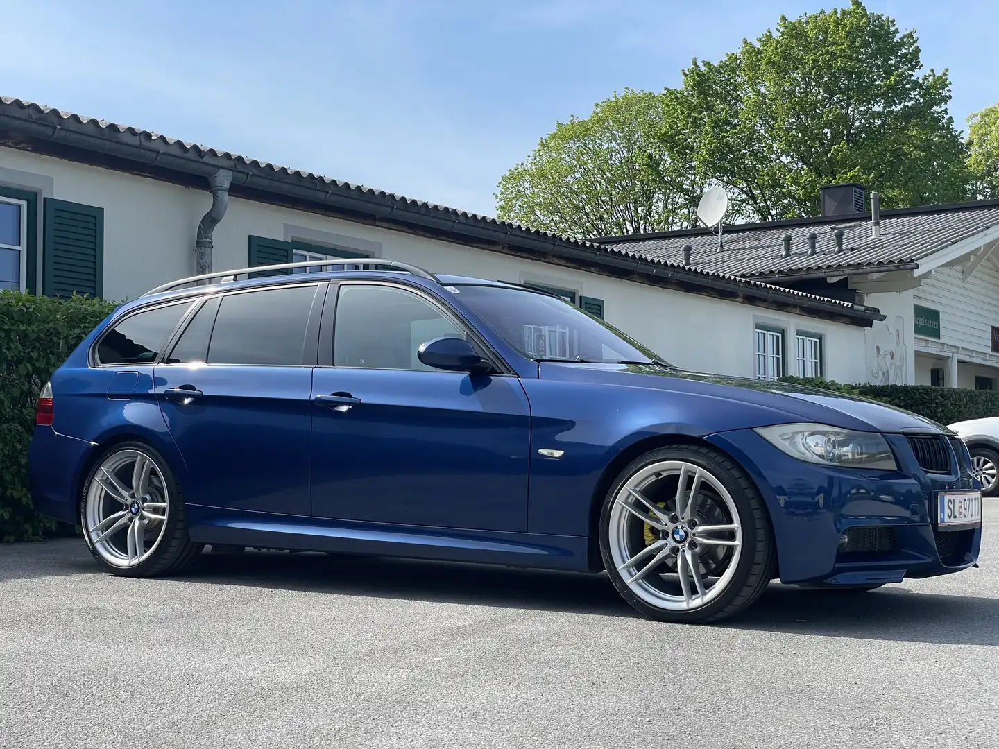 BMW 325 325i Touring - 2
