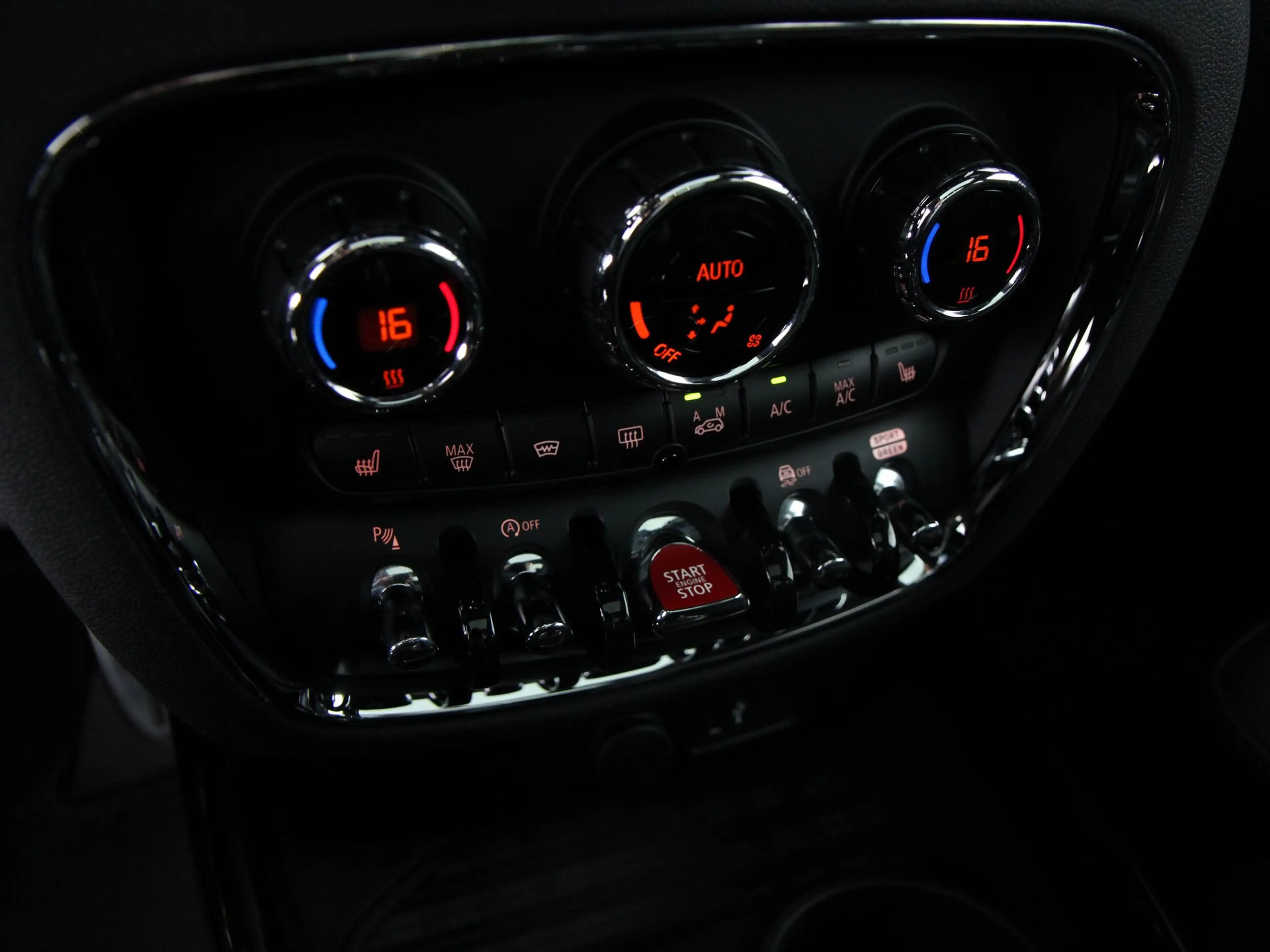 MINI John Cooper Works Clubman ALL4 Aut. — photo 14