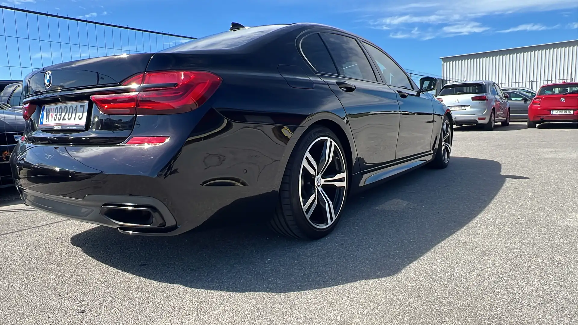 BMW 750 750 d xDrive - 2