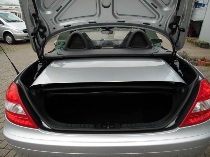 Mercedes-Benz SLK 200 Kompressor, Airscarf, Sitzheizung, Tempo — photo 11
