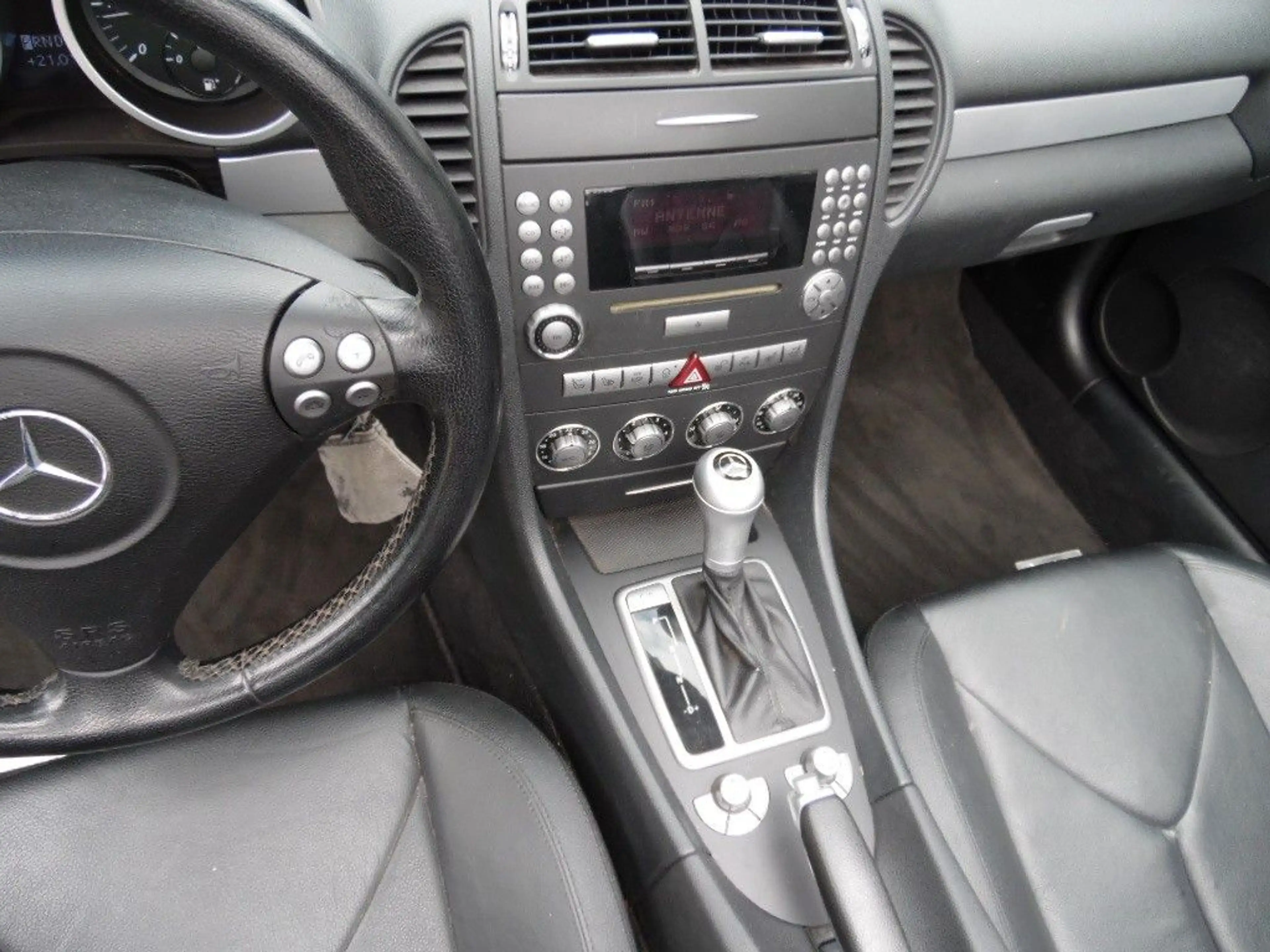 Mercedes-Benz SLK 200 Kompressor, Airscarf, Sitzheizung, Tempo — photo 10