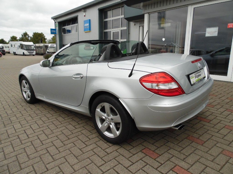 Mercedes-Benz SLK 200 Kompressor, Airscarf, Sitzheizung, Tempo — photo 2