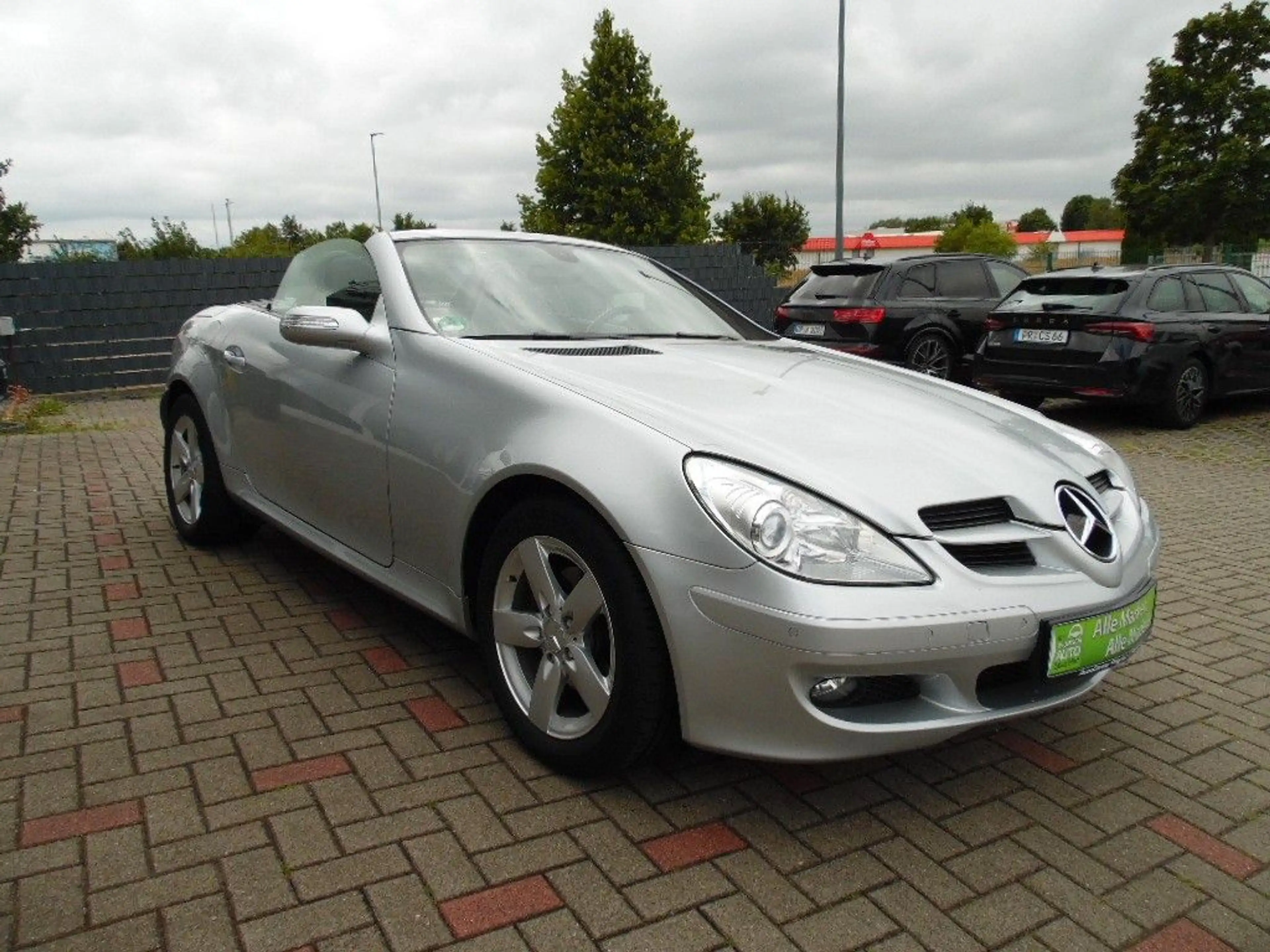 Mercedes-Benz SLK 200 Kompressor, Airscarf, Sitzheizung, Tempo — photo 5