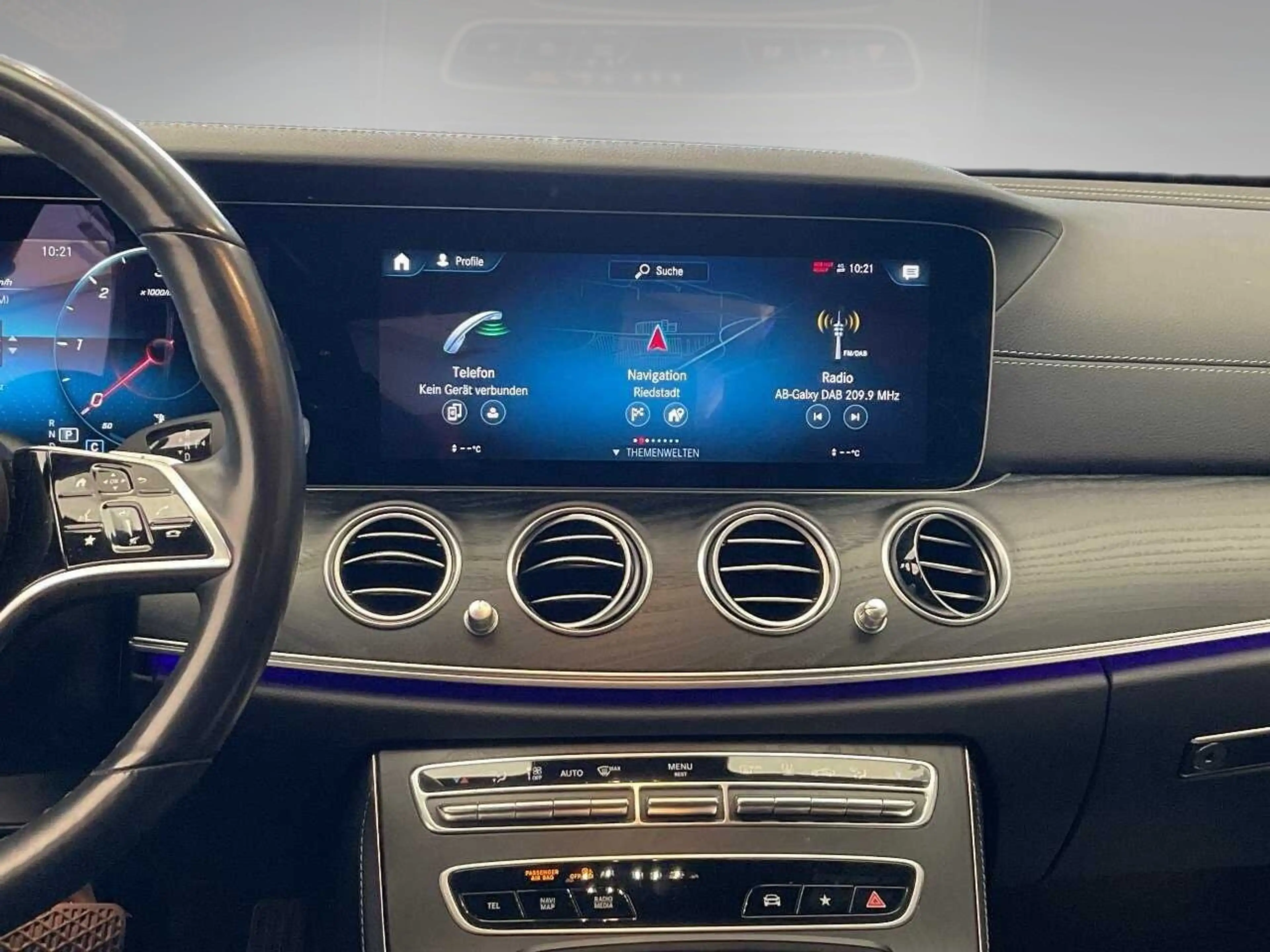 Mercedes-Benz E 200 d Avantgarde Burmester Wide 360° AHK ACC — photo 11