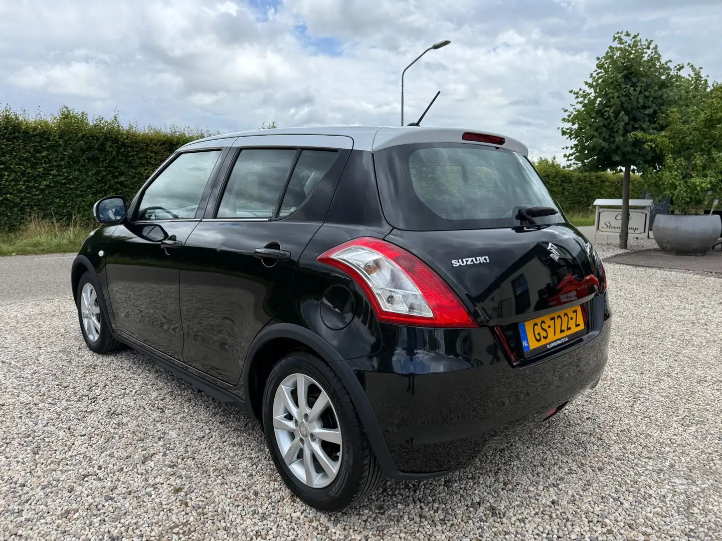 Suzuki Swift 1.2 Dynamic EASSS 5Drs | Camera | Cruise | Stoel V Schwarz - 2