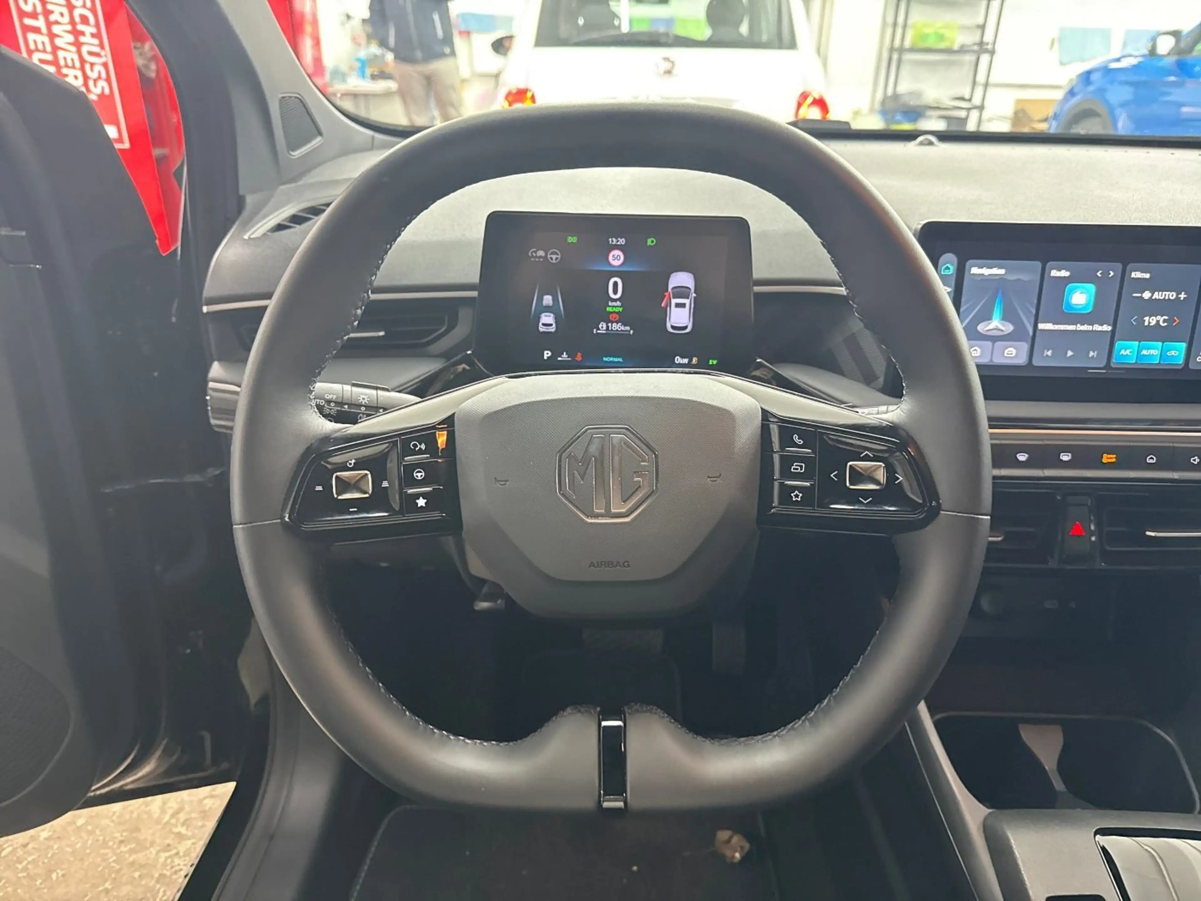 MG MG3 Luxury LED*PDC*KLIMAAUT*360°KAM*LEDER — photo 8