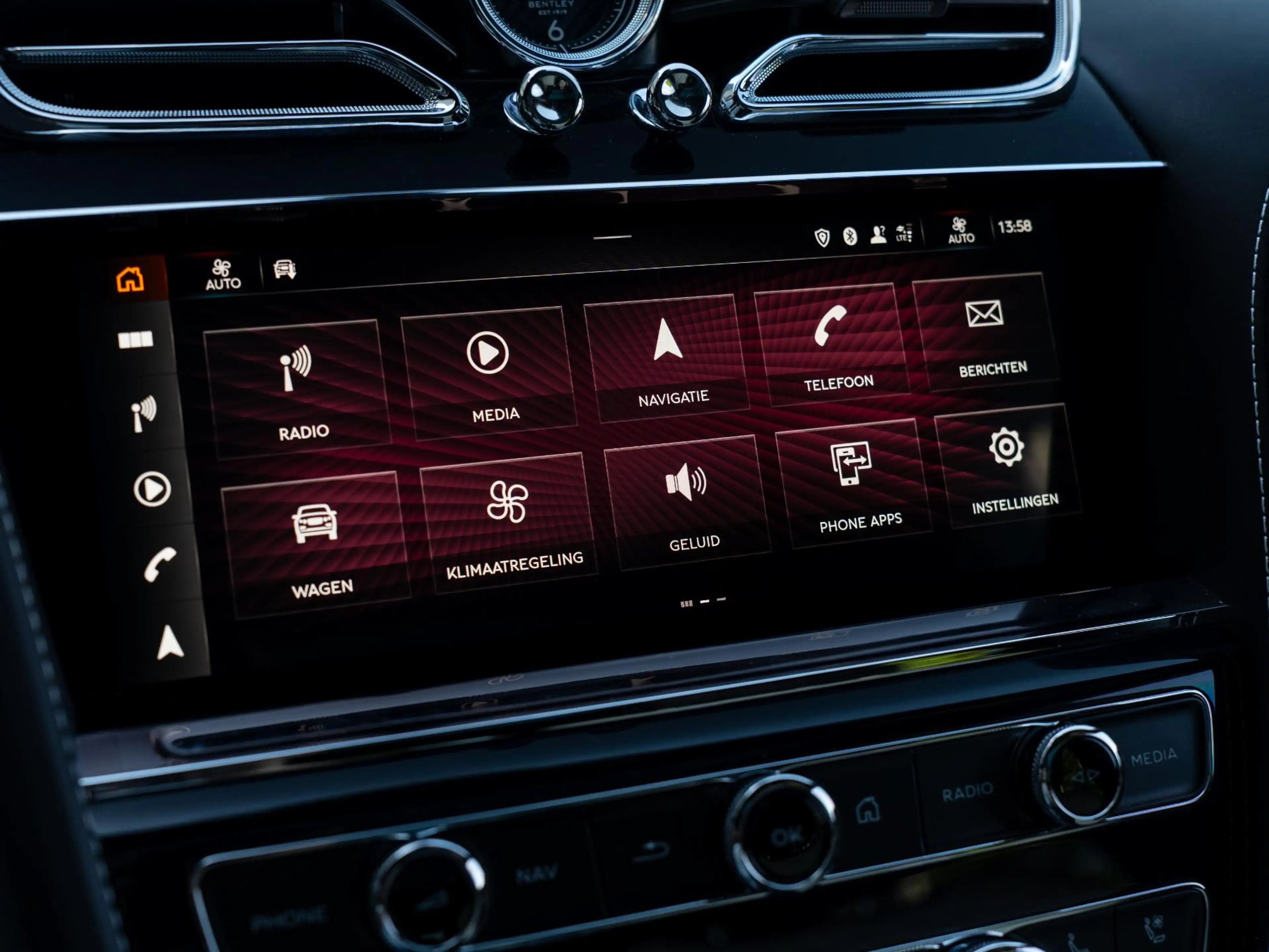 Bentley Bentayga 4.0 V8 First Edition 7-Seats | NAIM Audio | Elektr — photo 20