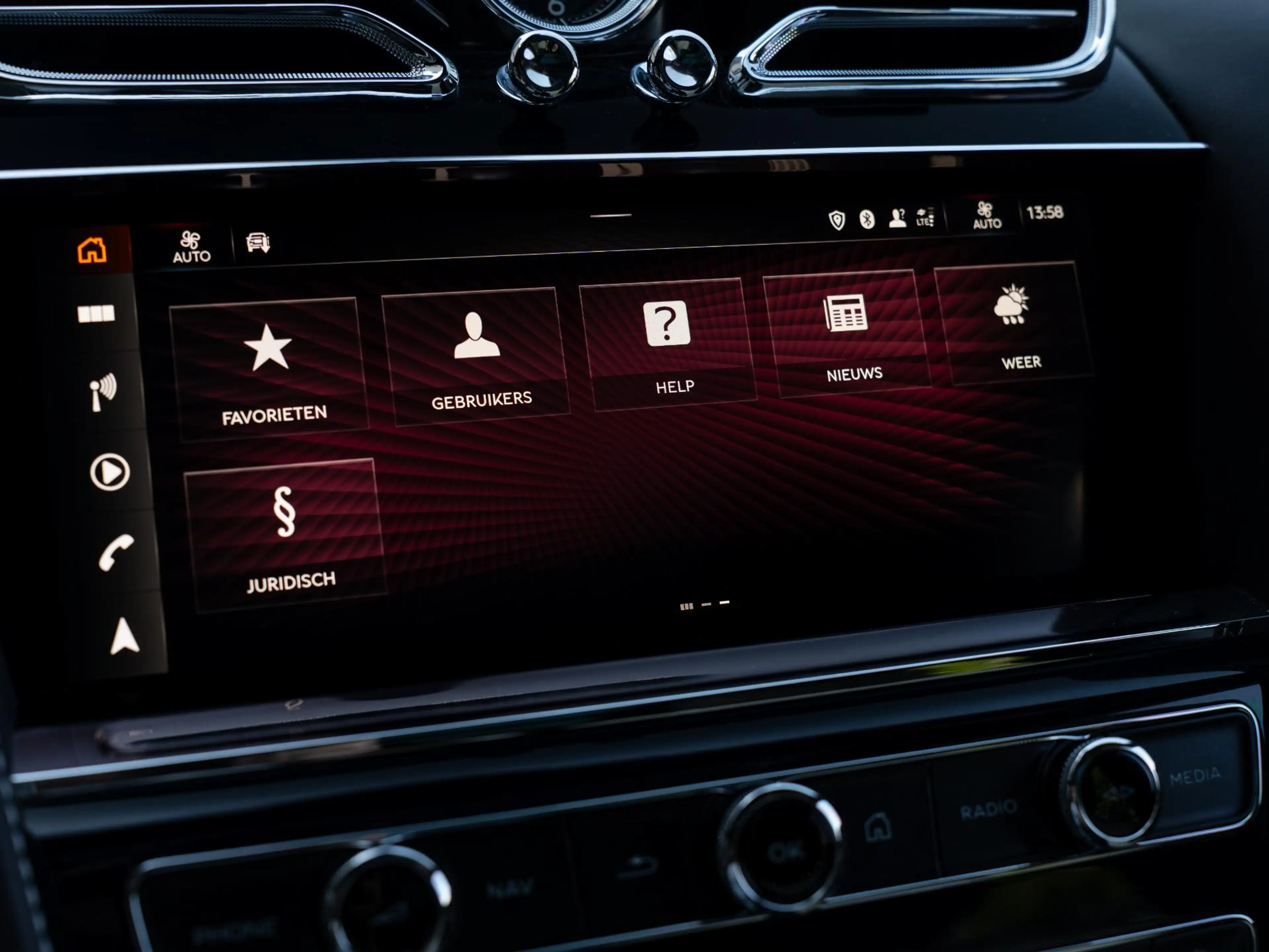 Bentley Bentayga 4.0 V8 First Edition 7-Seats | NAIM Audio | Elektr — photo 21