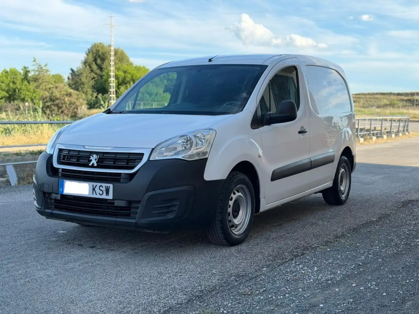 Peugeot Partner P. Tepee 1.6BlueHDI Adventure Ed. ETG6 100 Blanco - 1
