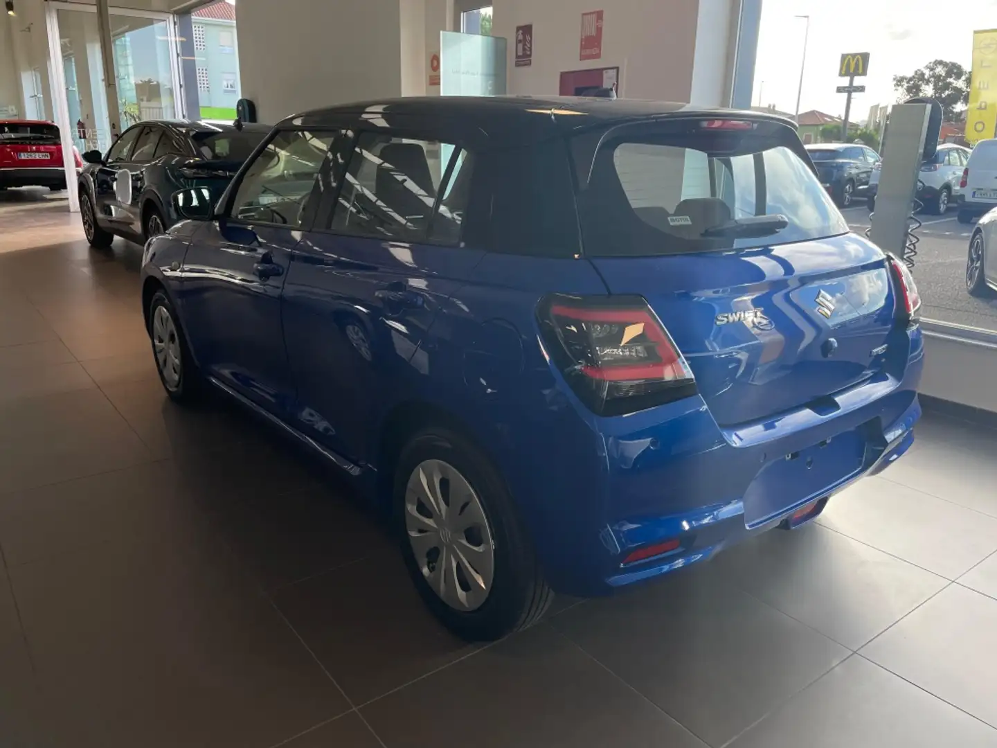 Suzuki Swift 1.2 Mild Hybrid S1 Blau - 2