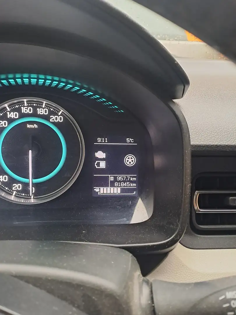 Suzuki Ignis 1.2h iTop 4wd allgrip - 1