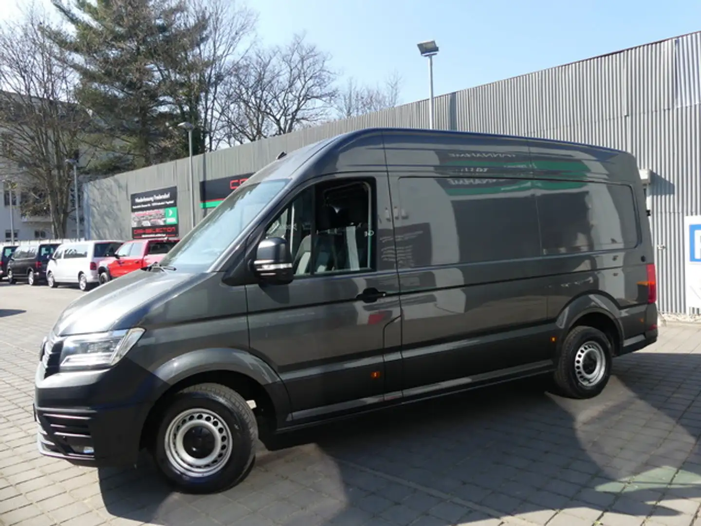 Volkswagen Crafter Kasten 35 HochLang L3H3 AUT/LED/AHK/DAB Grau - 2