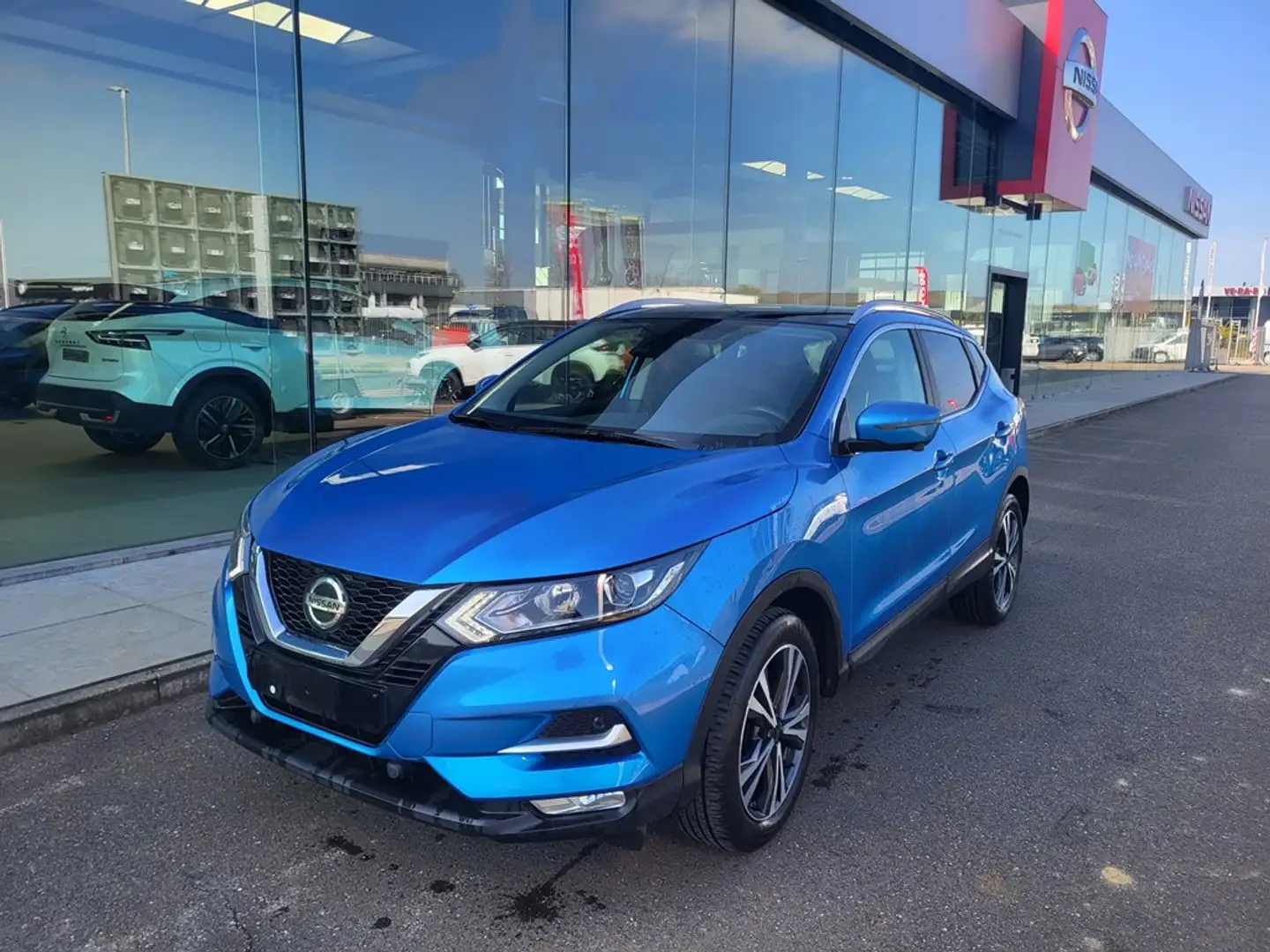 Nissan Qashqai DIG-T N-Connecta Blue - 2