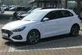 Hyundai i30 1.5 T-GDI 48V-Hybrid DCT Trend*NAVIPAKET*KAMERA* Weiß - thumbnail 1