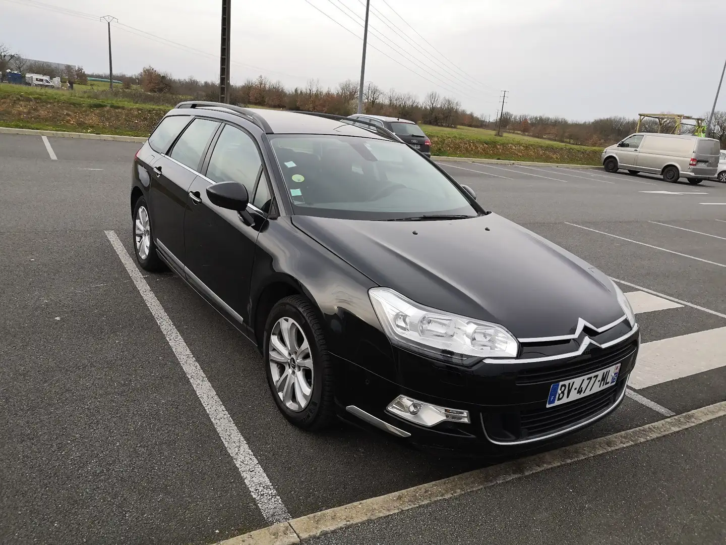 Citroen C5 Tourer HDi 110 FAP Airdream Confort Noir - 1