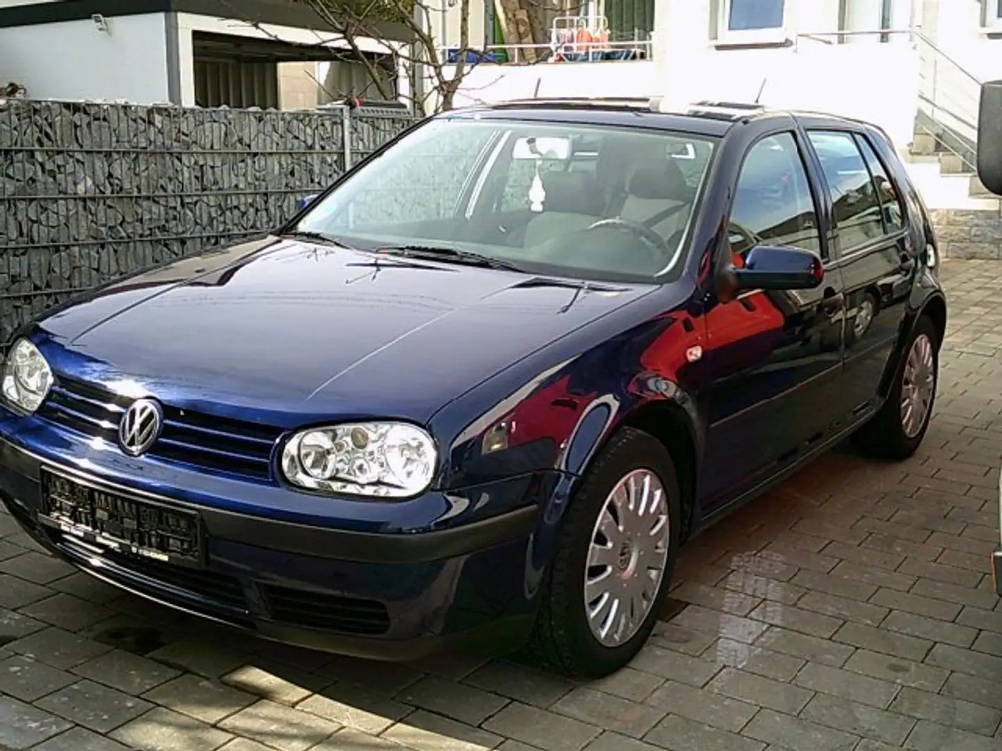 Volkswagen Golf 1.6 Automatik Blau - 2