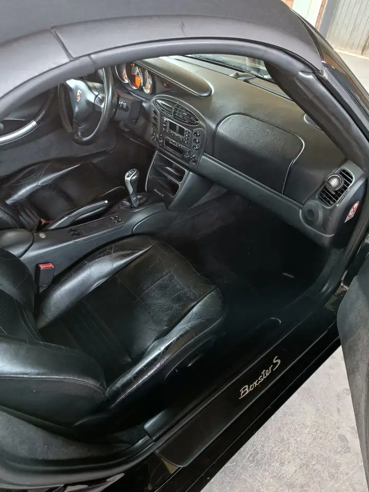 Porsche Boxster 3.2 S, foto 2