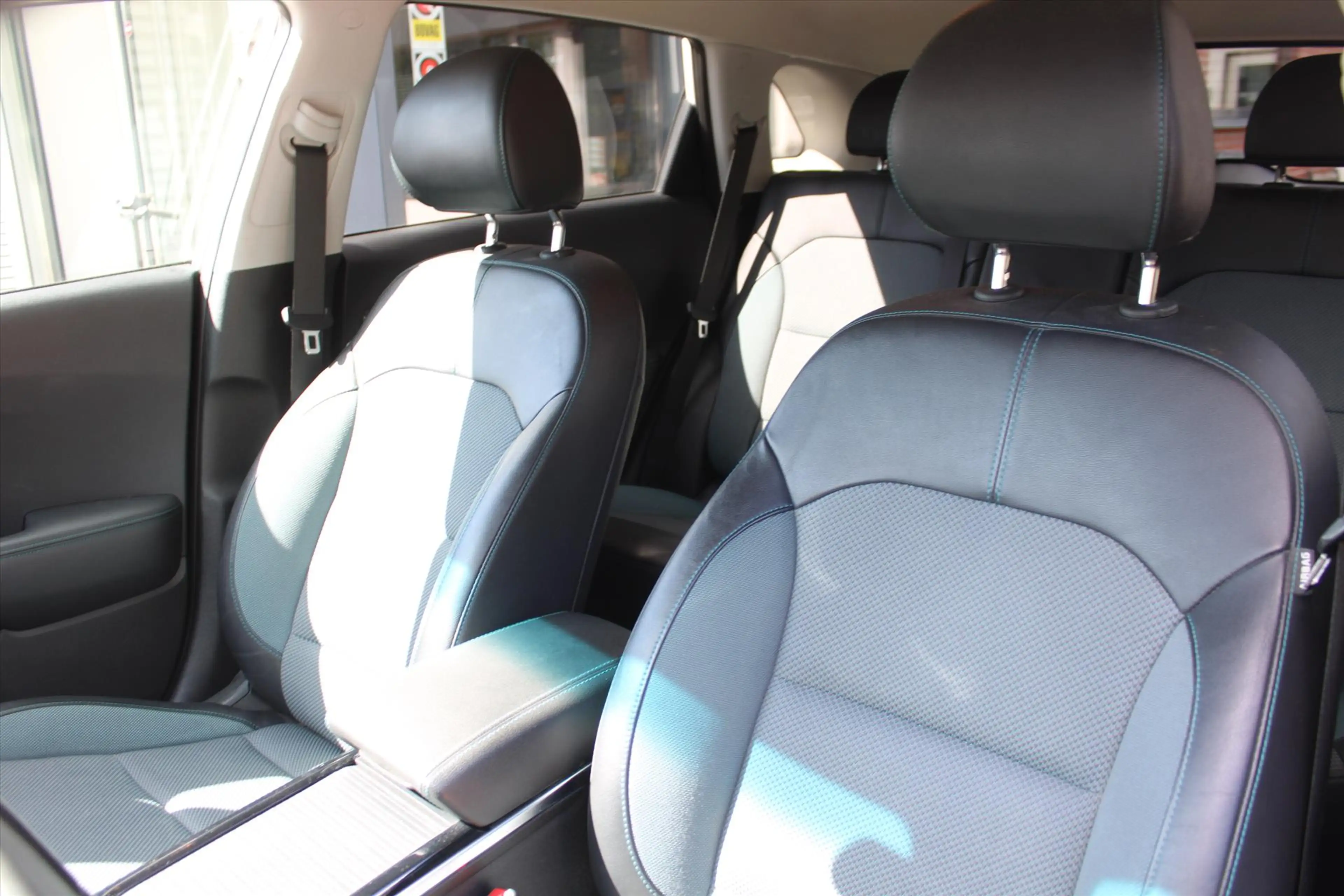 Kia e-Niro Elektrisch 64 kWh *DynamicLine* | SOH 97,4% | 3-fa — photo 16