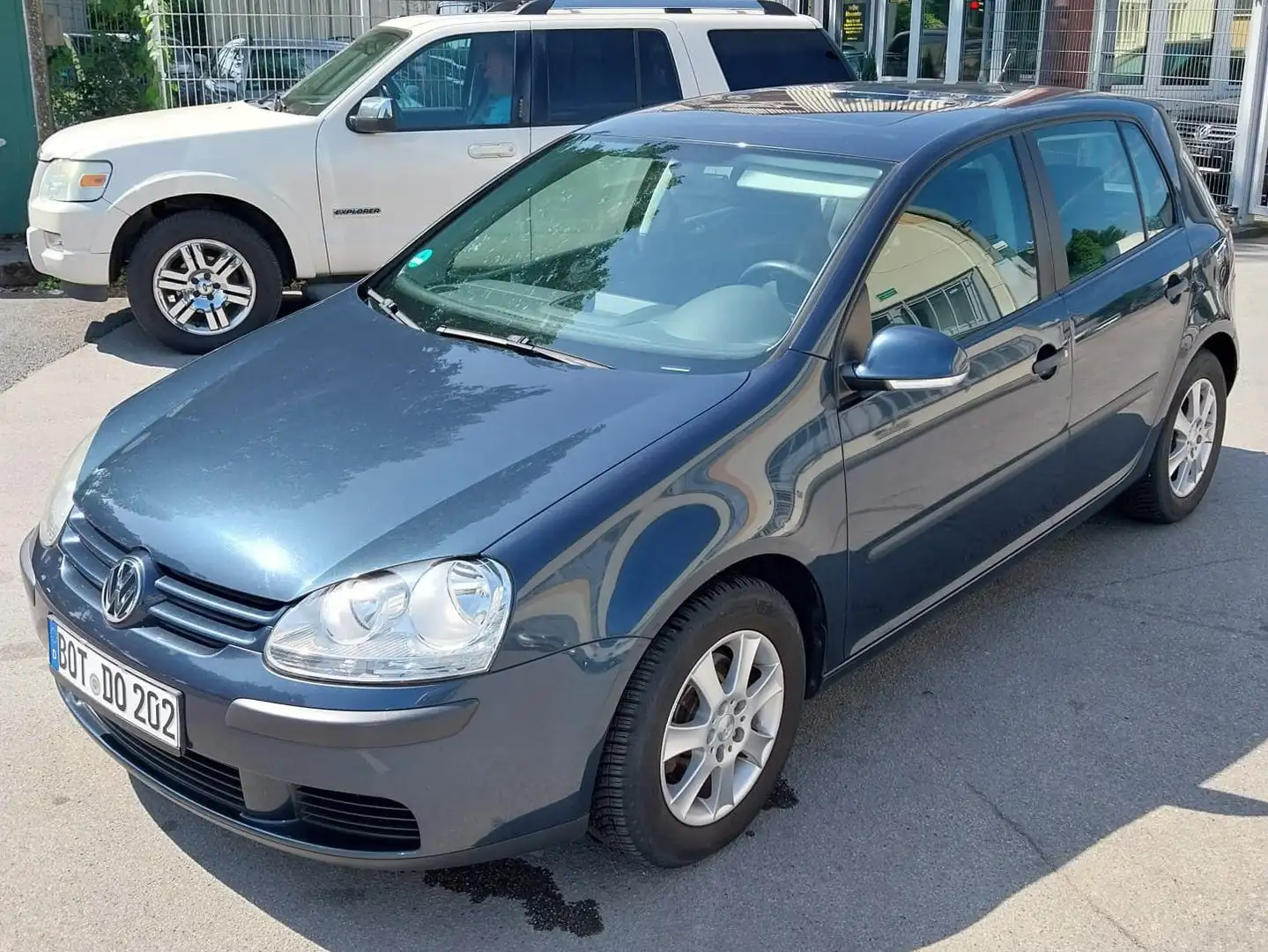 Volkswagen Golf 1.6 Automatik Comfortline Gris - 2