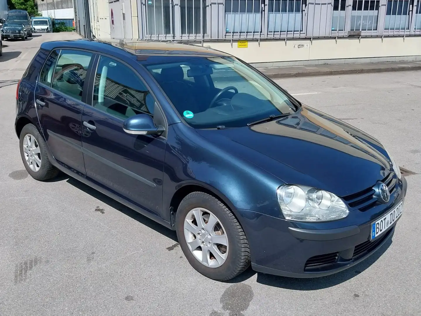 Volkswagen Golf 1.6 Automatik Comfortline Gris - 1