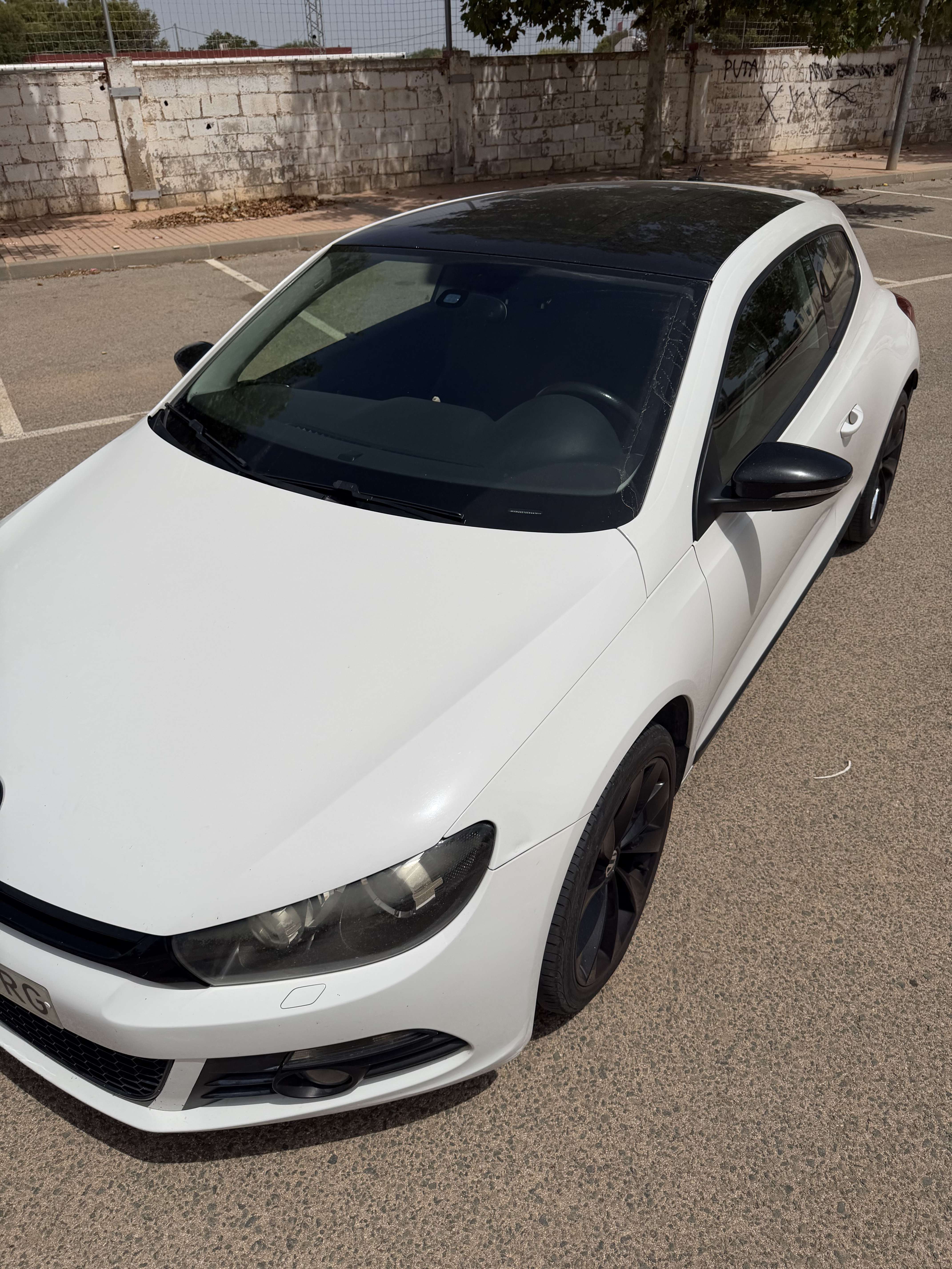 Volkswagen Scirocco 1.4 TSI - foto 1