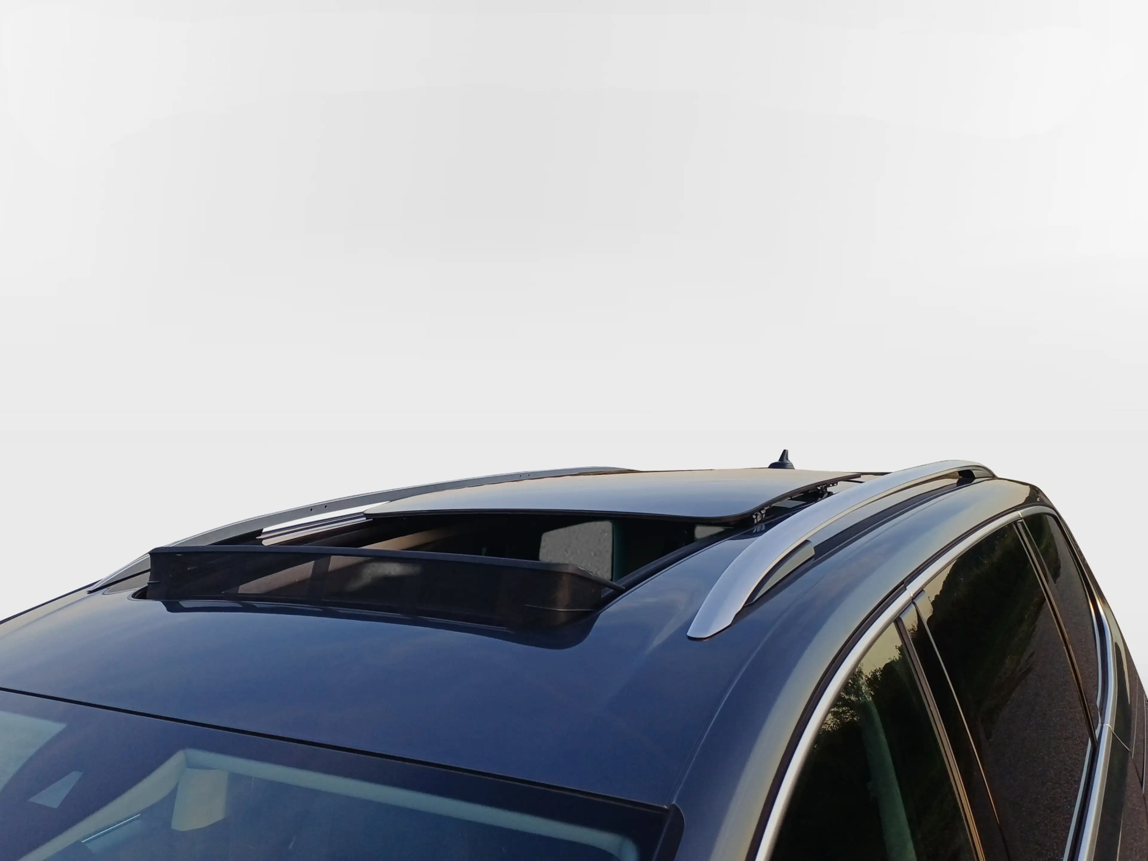 Volkswagen Sharan 1.4 TSI Exclusive 7-Pers. /Pano/Leder/Carplay/Navi — photo 12