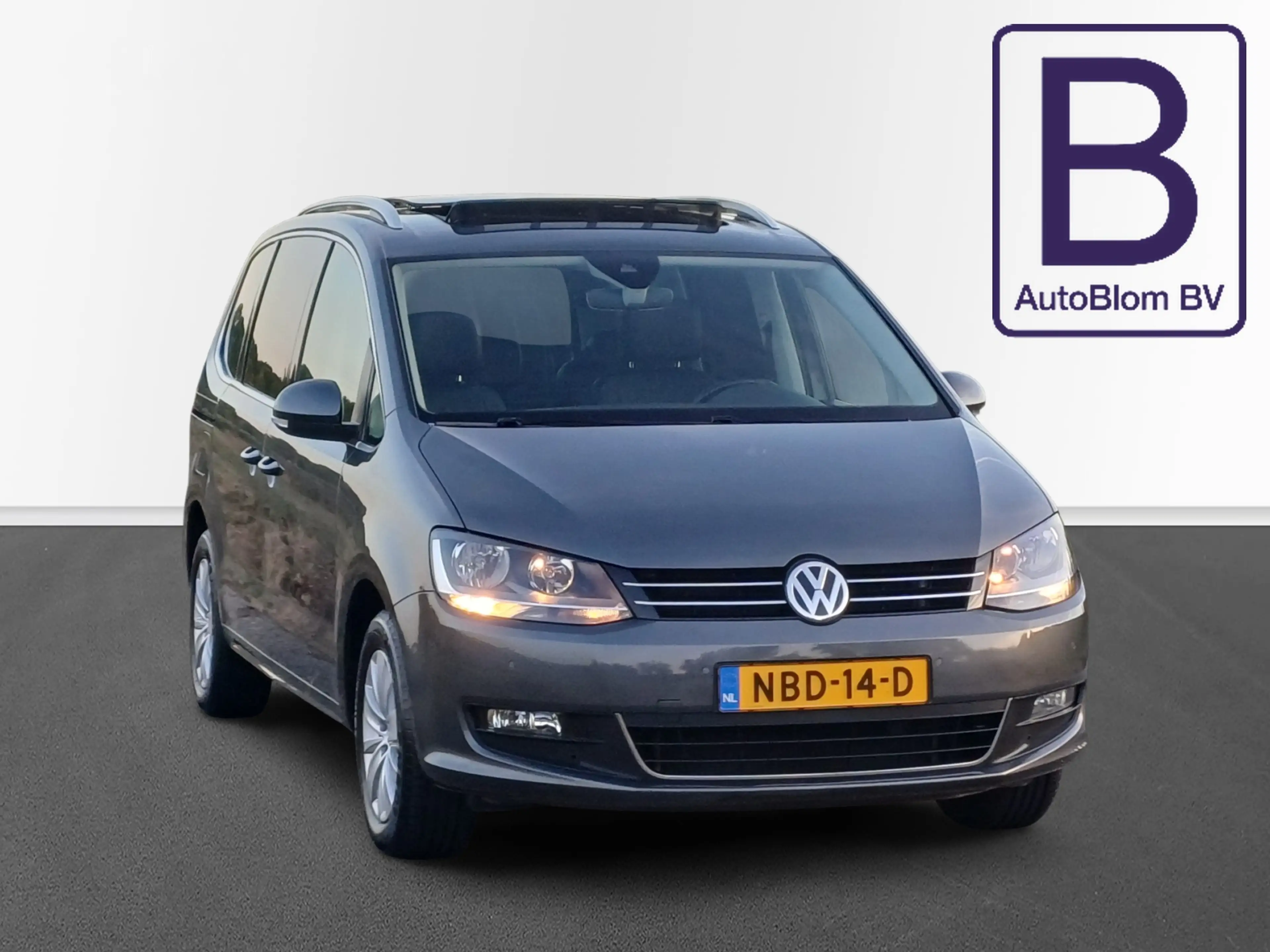 Volkswagen Sharan 1.4 TSI Exclusive 7-Pers. /Pano/Leder/Carplay/Navi — photo 5