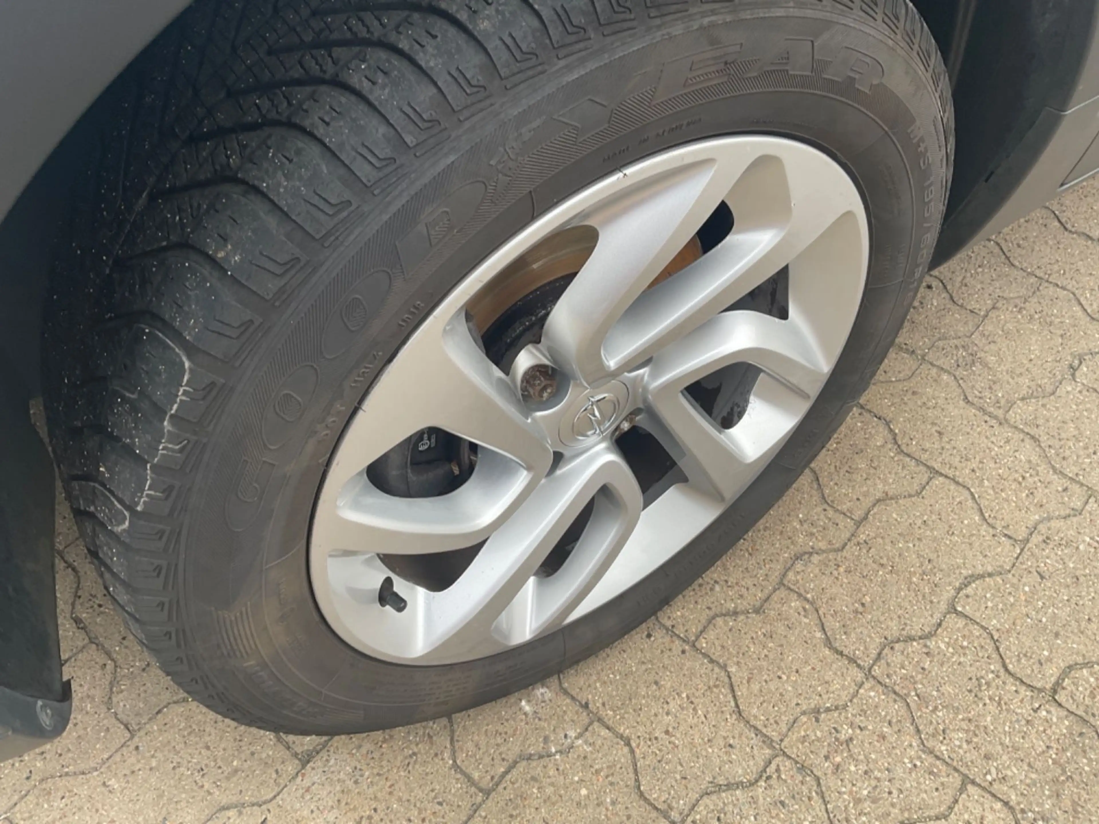 Opel Crossland X — photo 15
