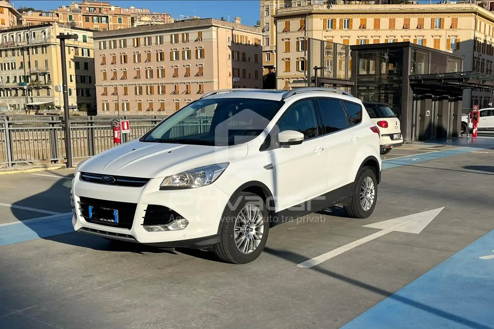 Ford Kuga Kuga 2.0 TDCI 140 CV 2WD Titanium Weiß - 1