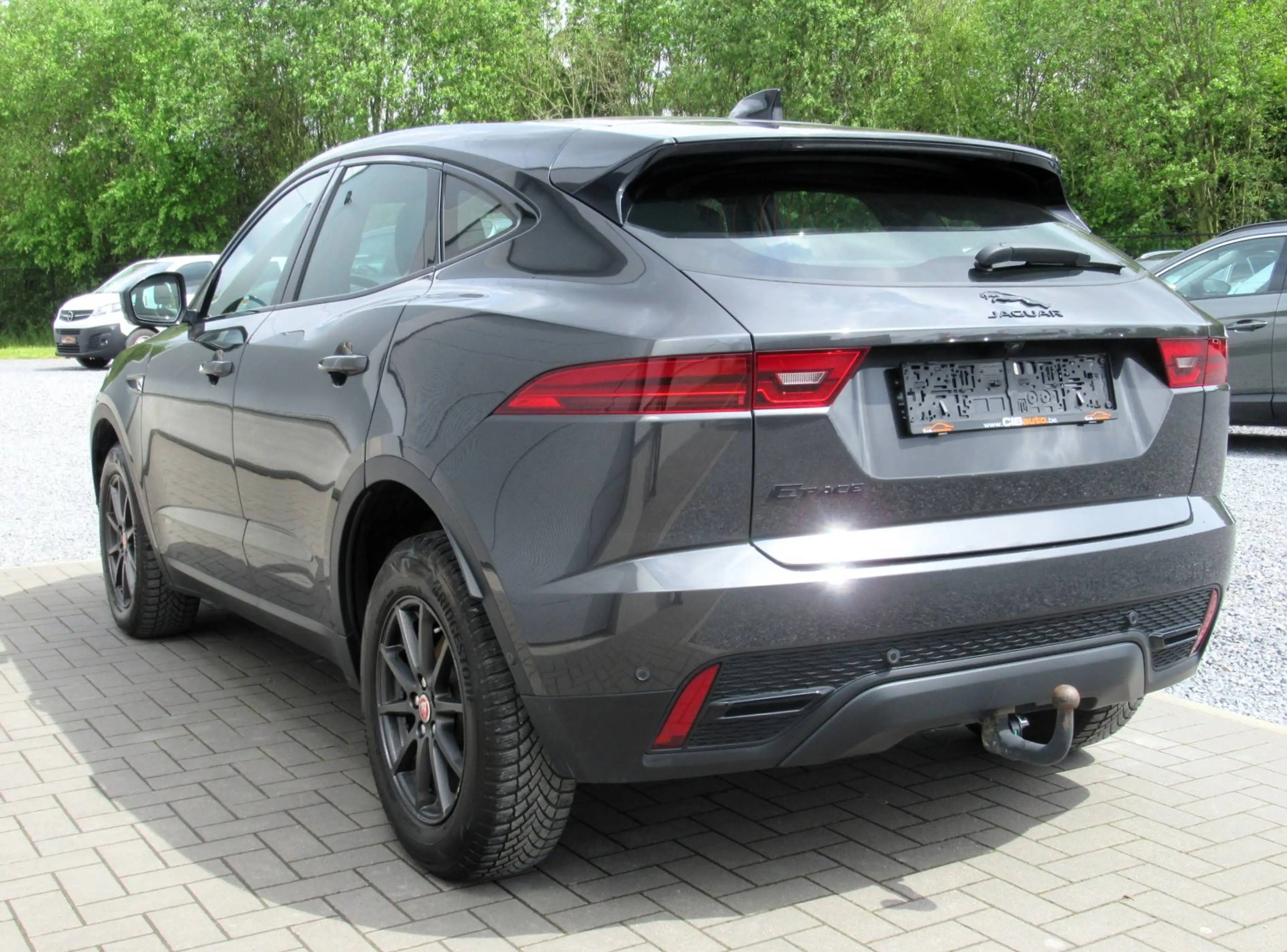 Jaguar E-Pace 2.0d D165 /€11.990 netto / Pano / Leder / Carplay / ... — photo 5
