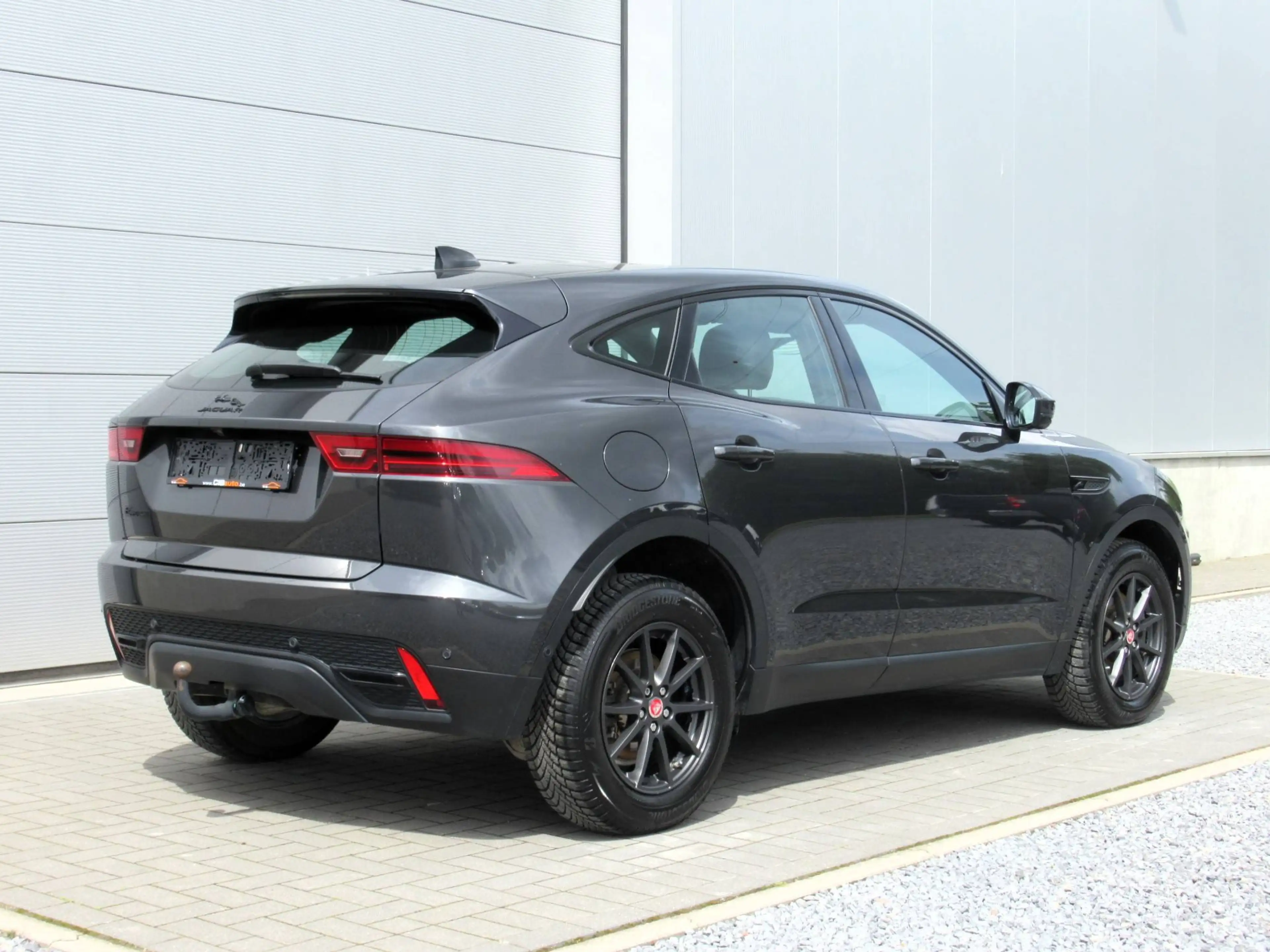 Jaguar E-Pace 2.0d D165 /€11.990 netto / Pano / Leder / Carplay / ... — photo 3
