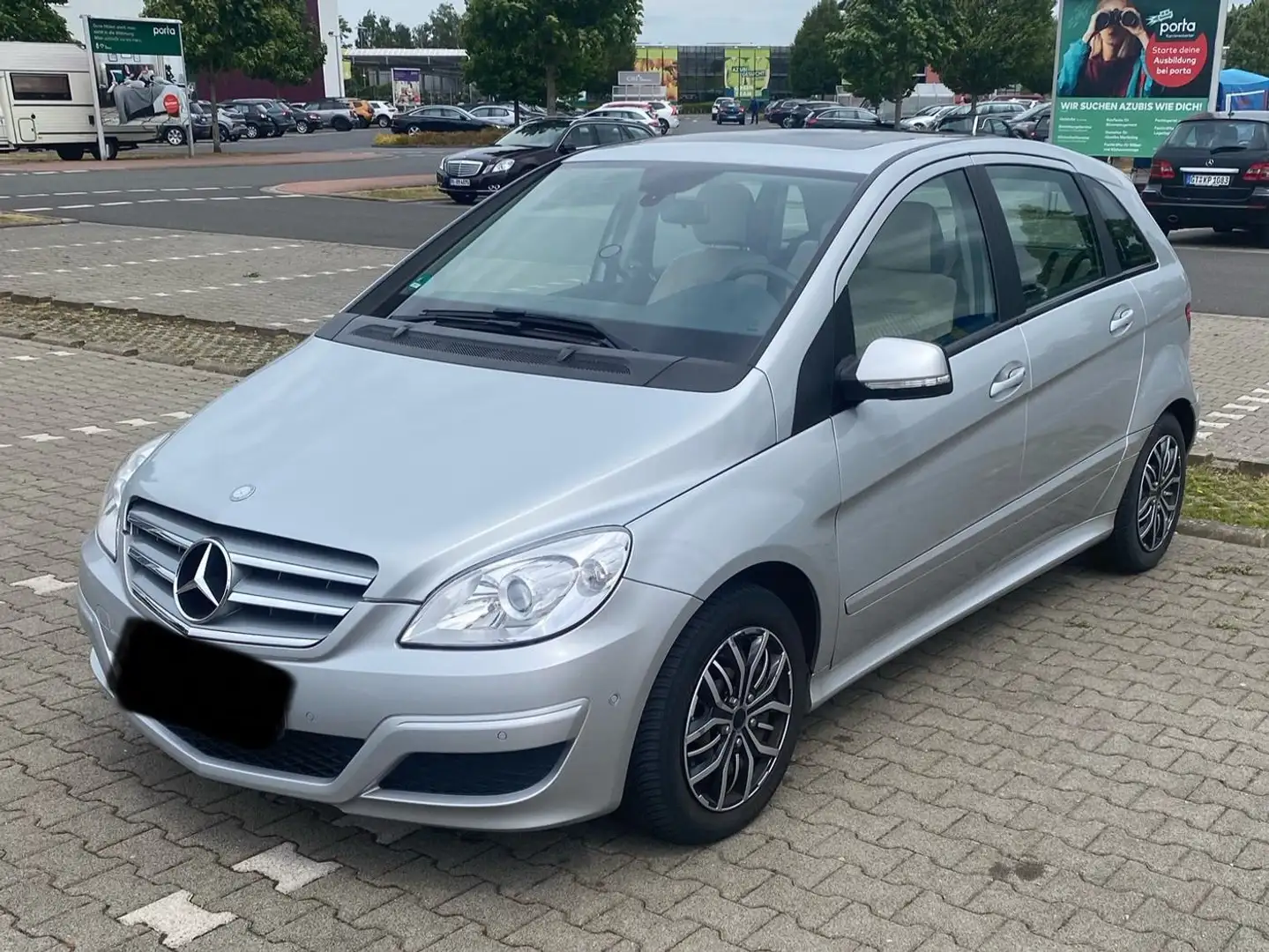 Mercedes-Benz B 200 Grau - 1