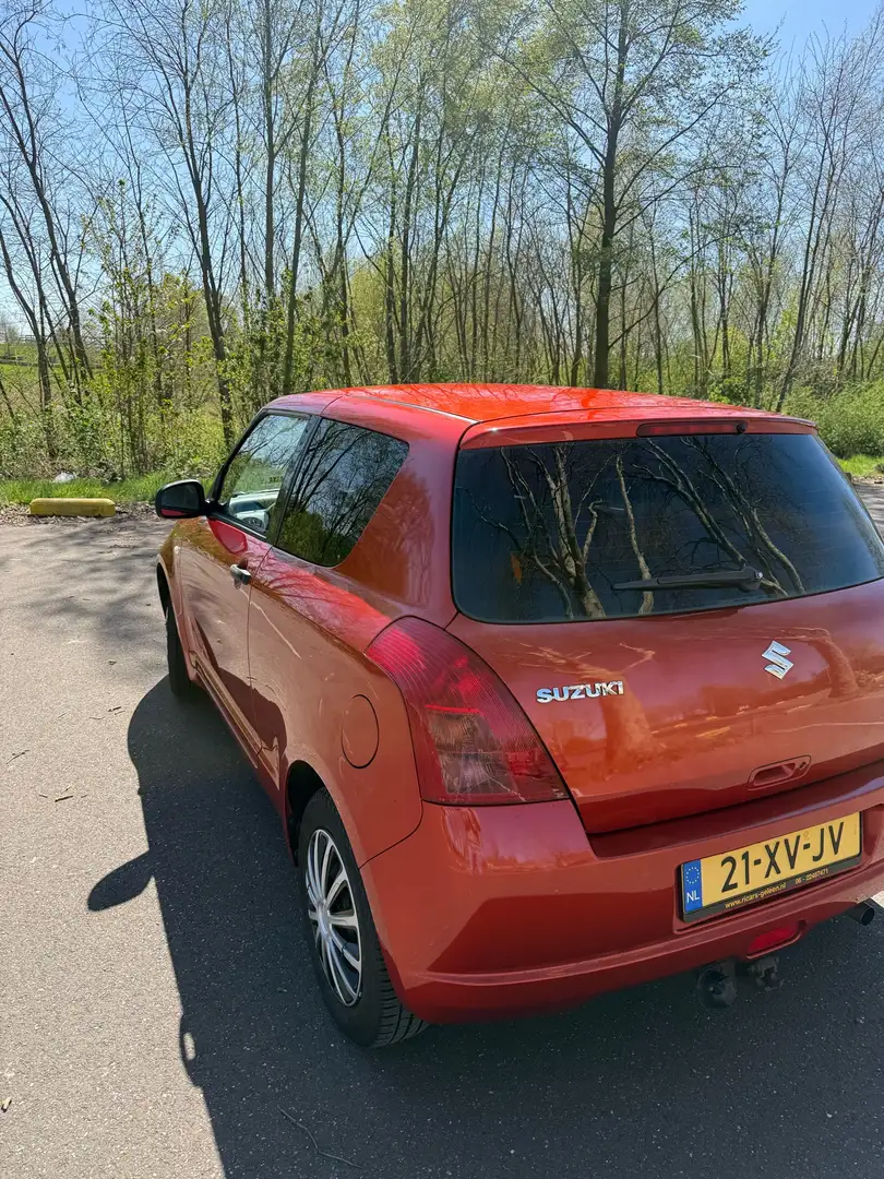 Suzuki Swift 1.3 Classic - 2
