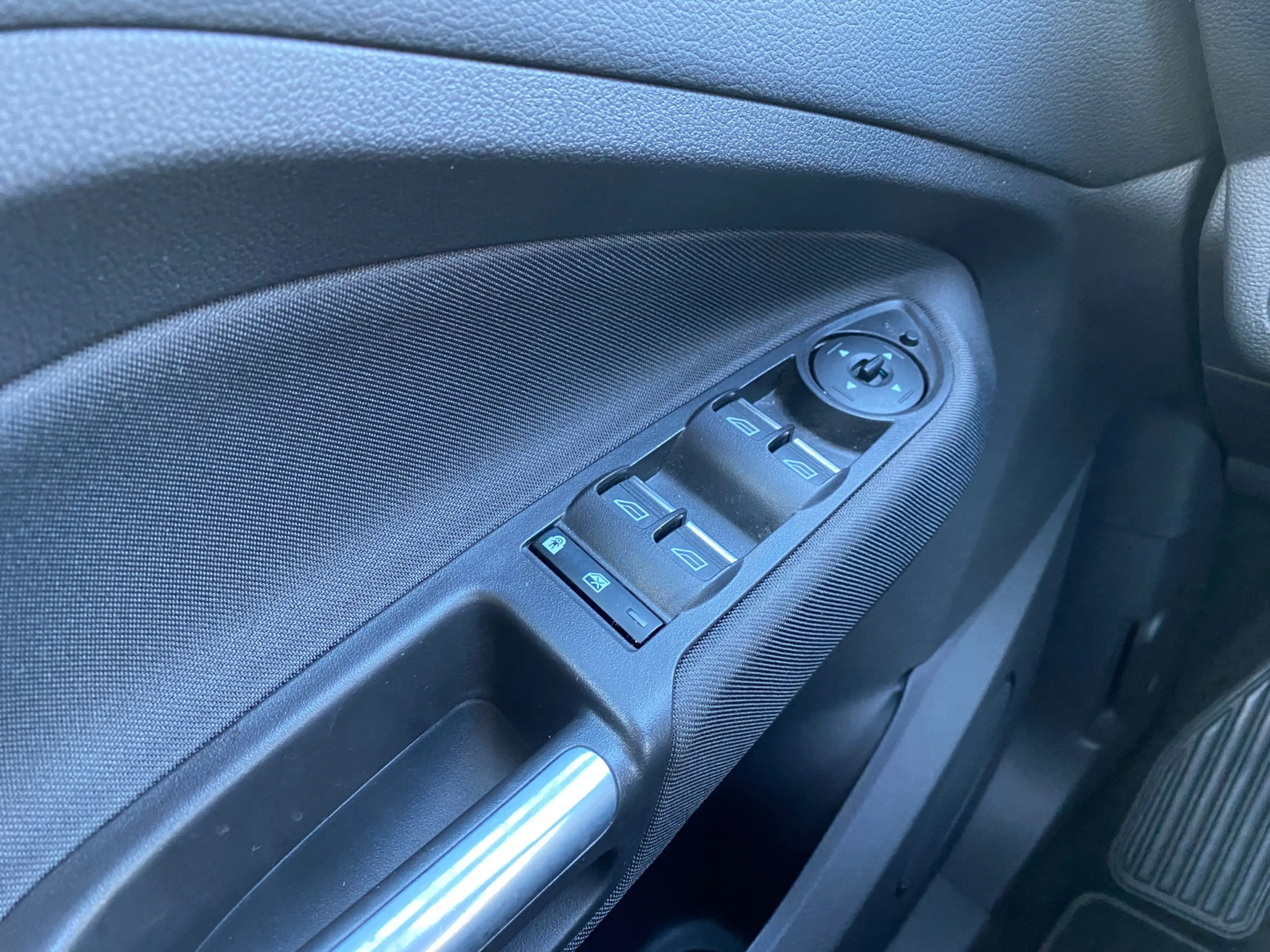 Ford C-Max 1.0 Titanium 126 PK | dealer onderhouden | winterp — photo 21