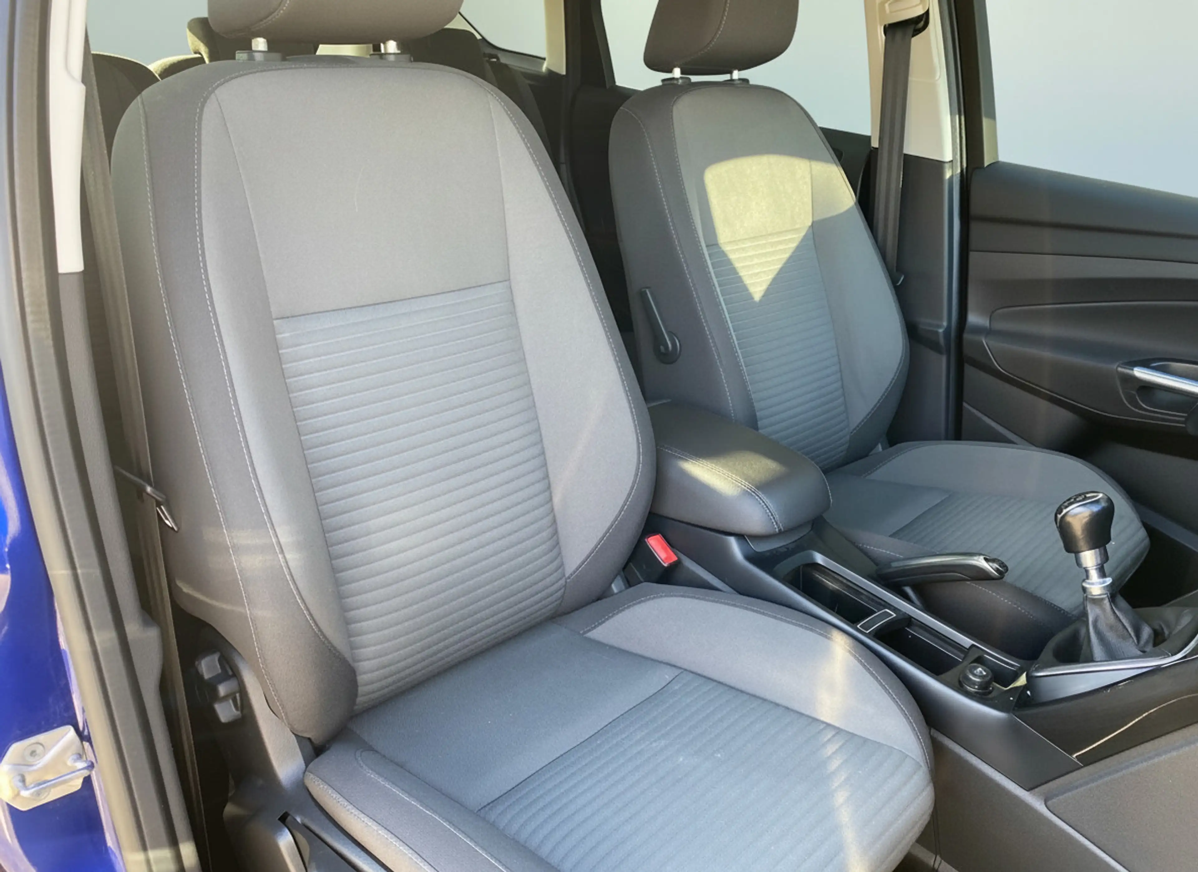 Ford C-Max 1.0 Titanium 126 PK | dealer onderhouden | winterp — photo 17