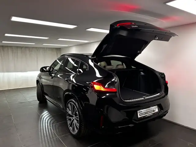 BMW X4 M view 11