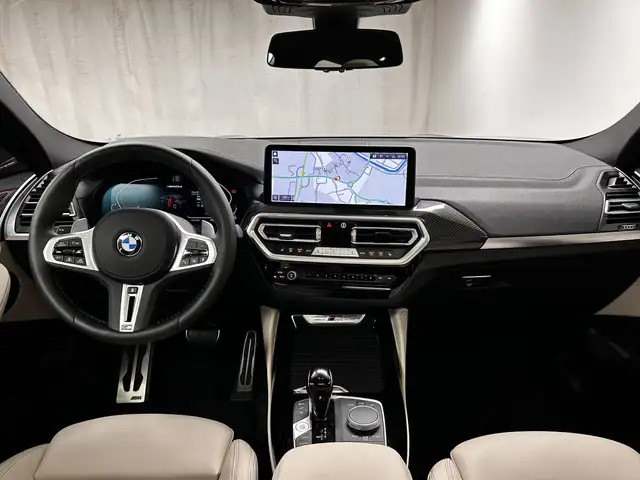 BMW X4 M view 5