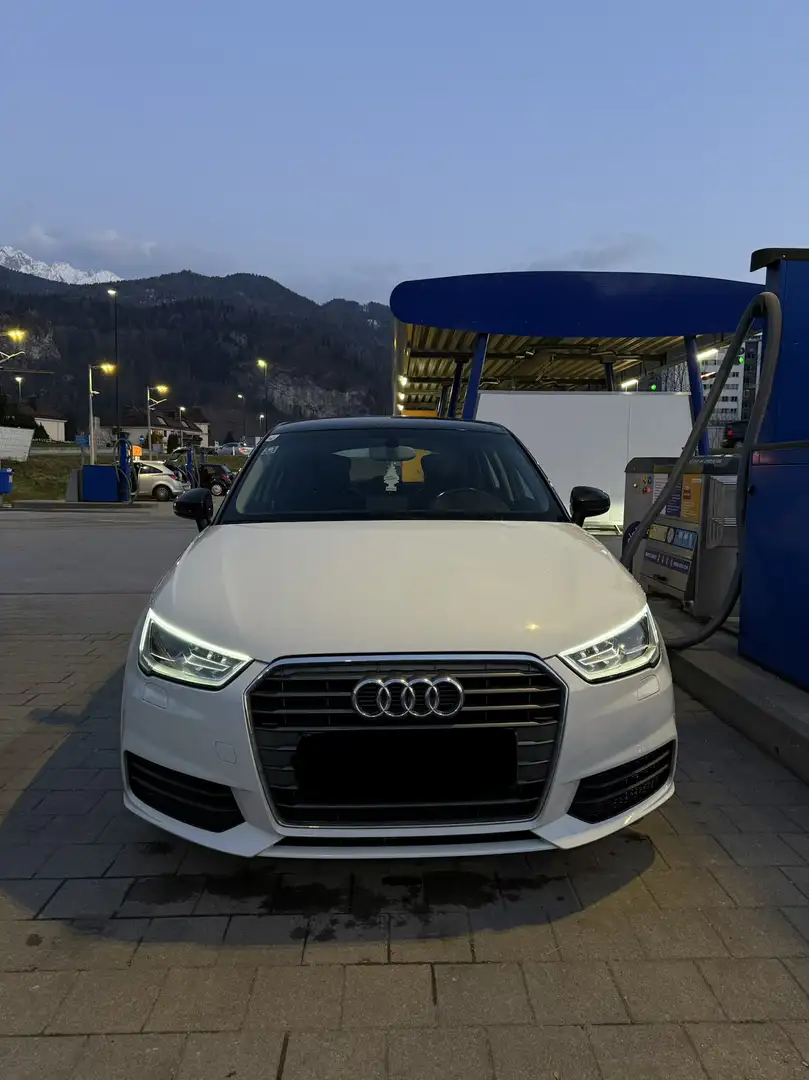 Audi A1 1.0 TFSI ultra Sportback Weiß - 2