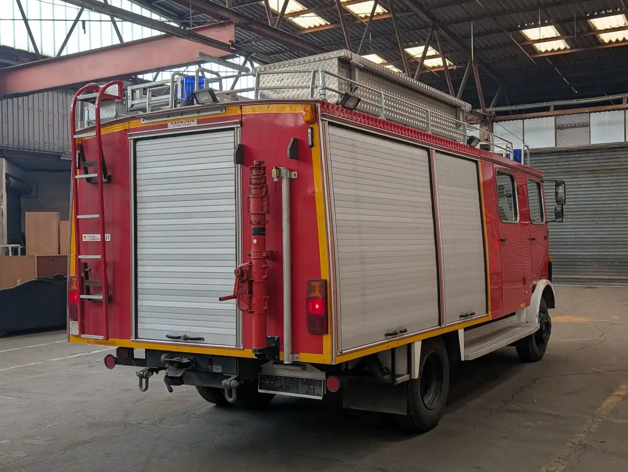 Mercedes-Benz LF8/6 LP913 LF16-TS mit Vorbaupume Feuerwehr, foto 11